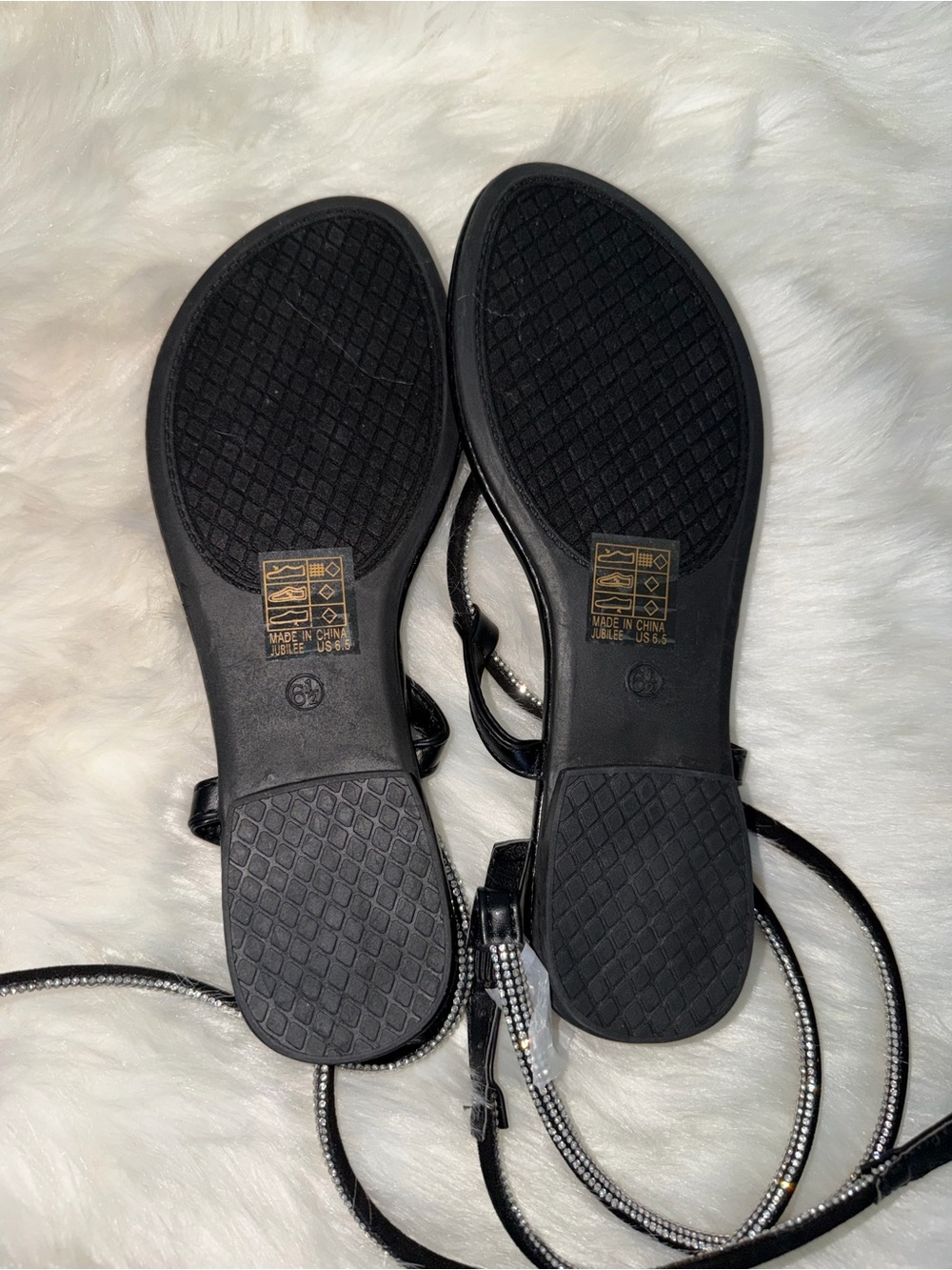 Miss Lola Black Rhinestone Knot T-Strap Sandals - Picture 4 of 4
